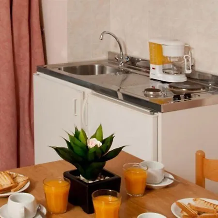 Poseidonia Aparthotel