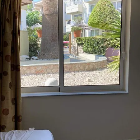 Apartmanhotel Poseidonia 4*