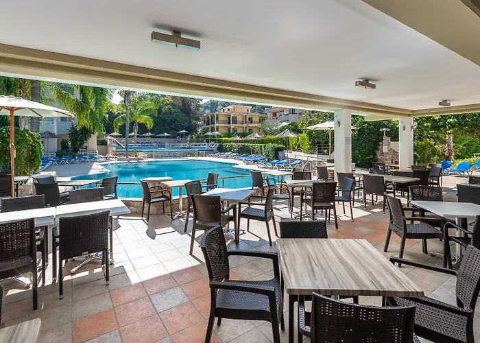 Poseidonia Aparthotel Ixia (Rhodes)