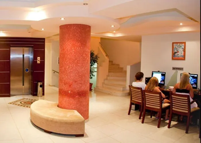 Poseidonia Aparthotel Ixia (Rhodes)