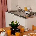 Poseidonia Hotel apartamentowy