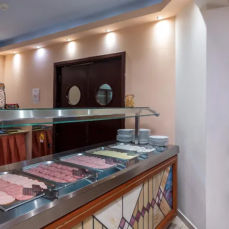 Poseidonia 公寓式酒店 4*