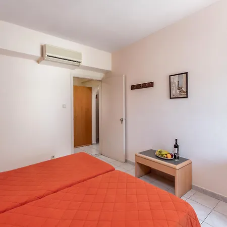 Poseidonia 依克希亚