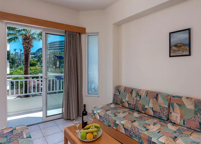 Poseidonia Apartahotel