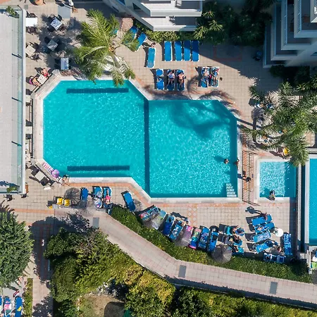 Poseidonia Apartahotel 4*