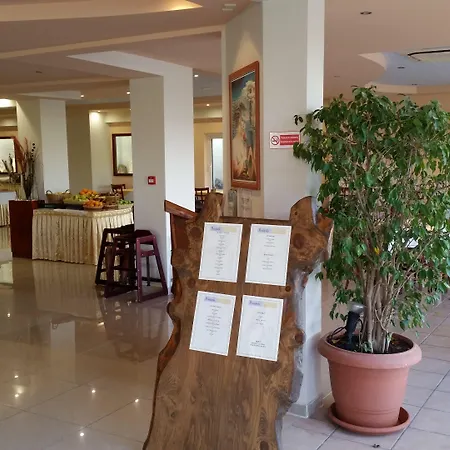 Poseidonia Apartahotel