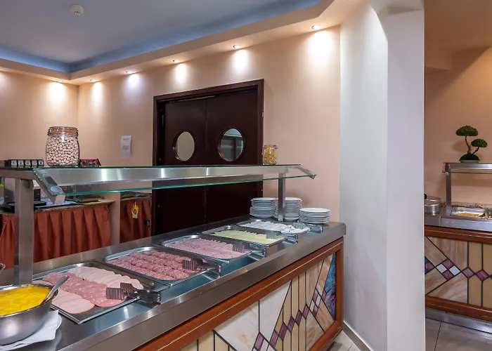 Poseidonia Aparthotel 4*